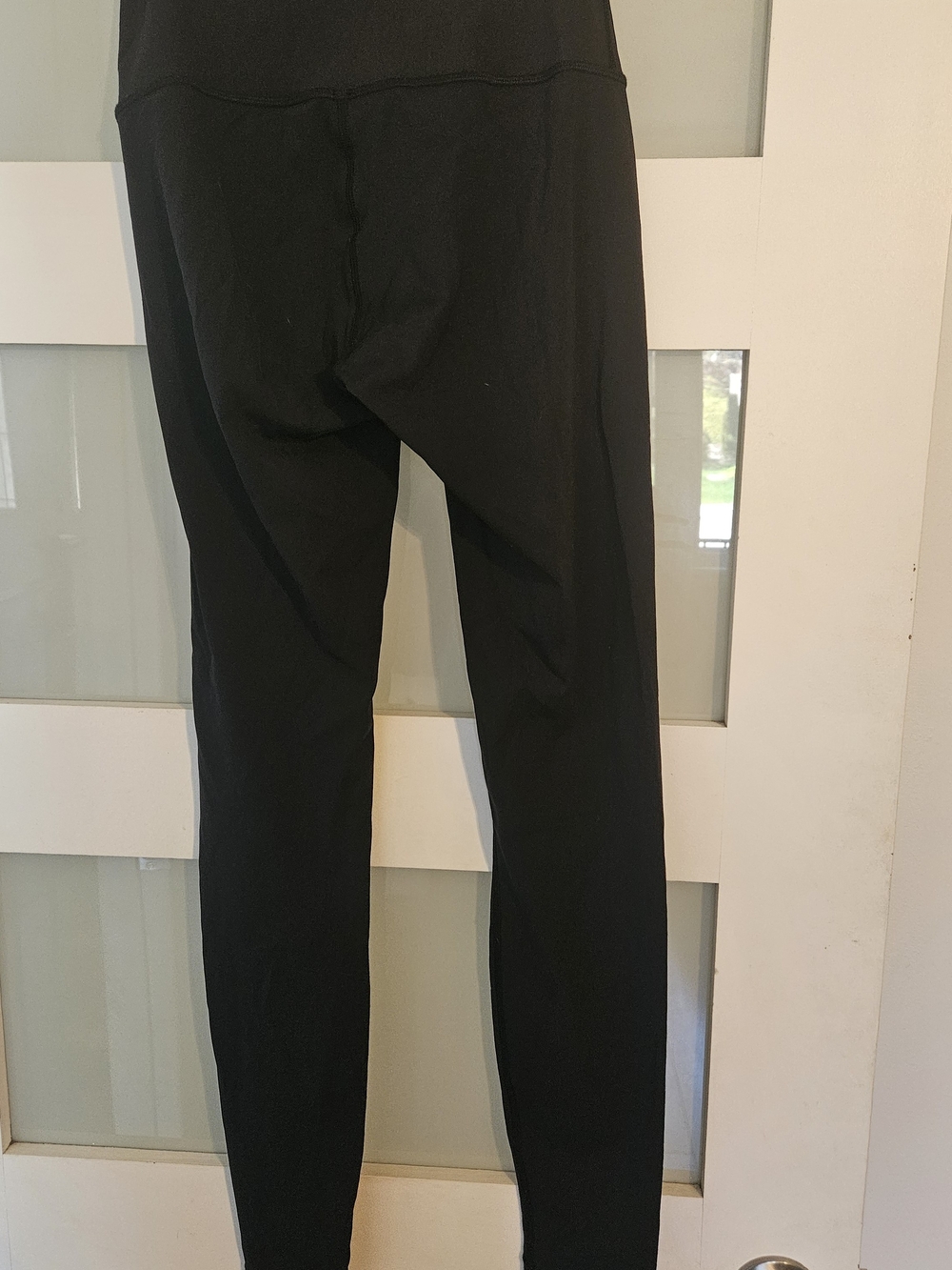 Lululemon Black Sleek Leggings Size 6
